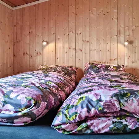 1 Bedroom Beautiful In Lyngdal