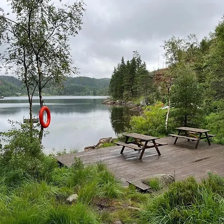1 Bedroom Beautiful In Feriehus Lyngdal
